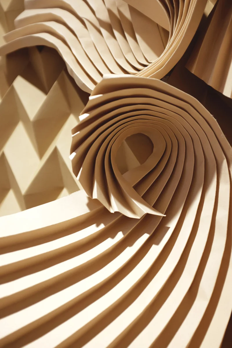 miss-cloudy-folding-paper-art-dune-knot-on-my-planet-holt-renfrew-doutzen-mural-sable-colorplan-pauline-loctin-3.jpg