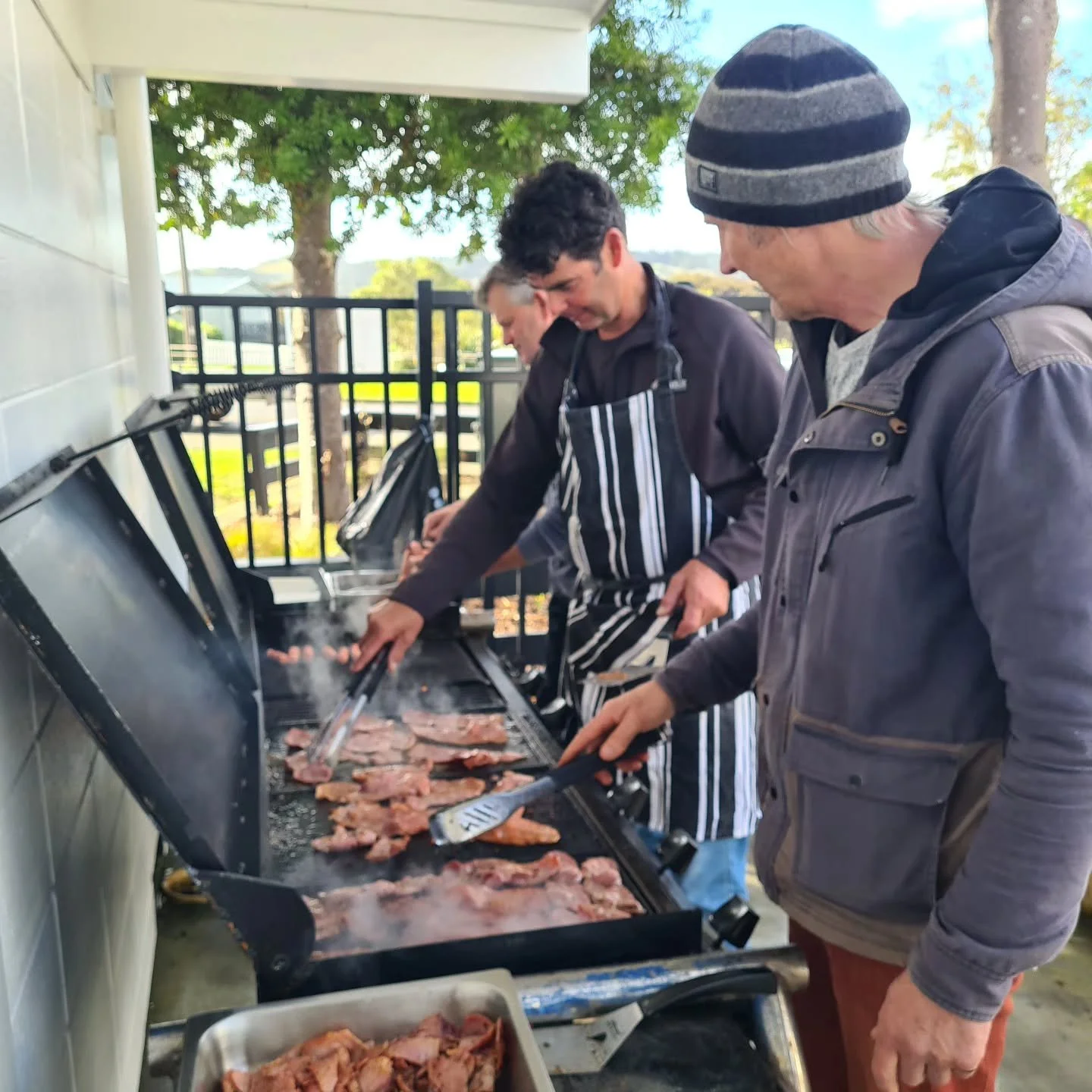 Hey Dudes! Guys night happening tonight! 

WHAT'S HAPPENING? CARS &ndash; GUNS &ndash; FIRE &ndash; FOOD! 🔥

📍 Where: 224 Okete Rd (signposted &ndash; follow the raceway)
Time: 5:30pm
Bring: $20, plus food &amp; drinks for the BBQ (no alcohol).

Be
