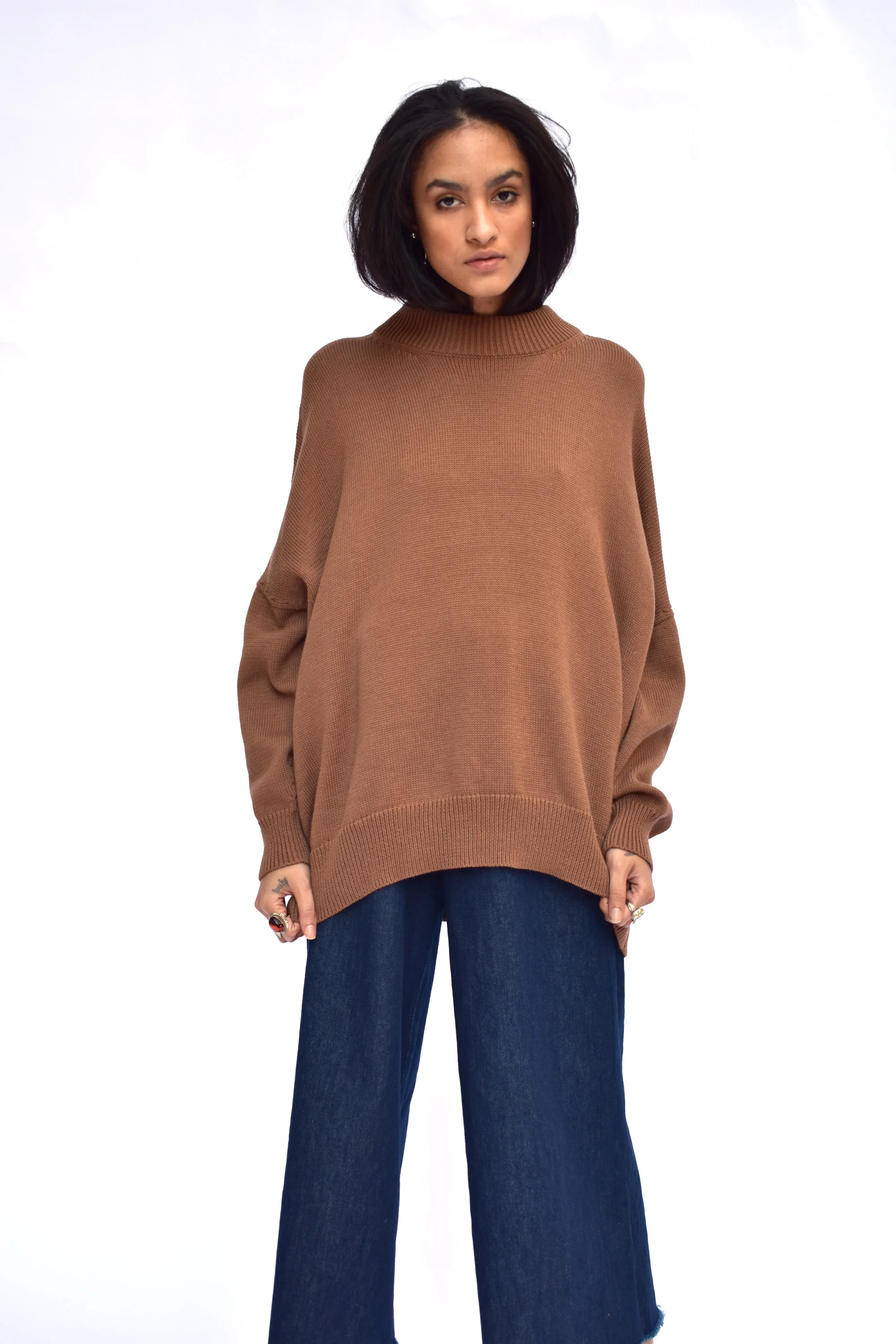 Pari-Desai-Inez-Oversize-Sweater-2.jpg