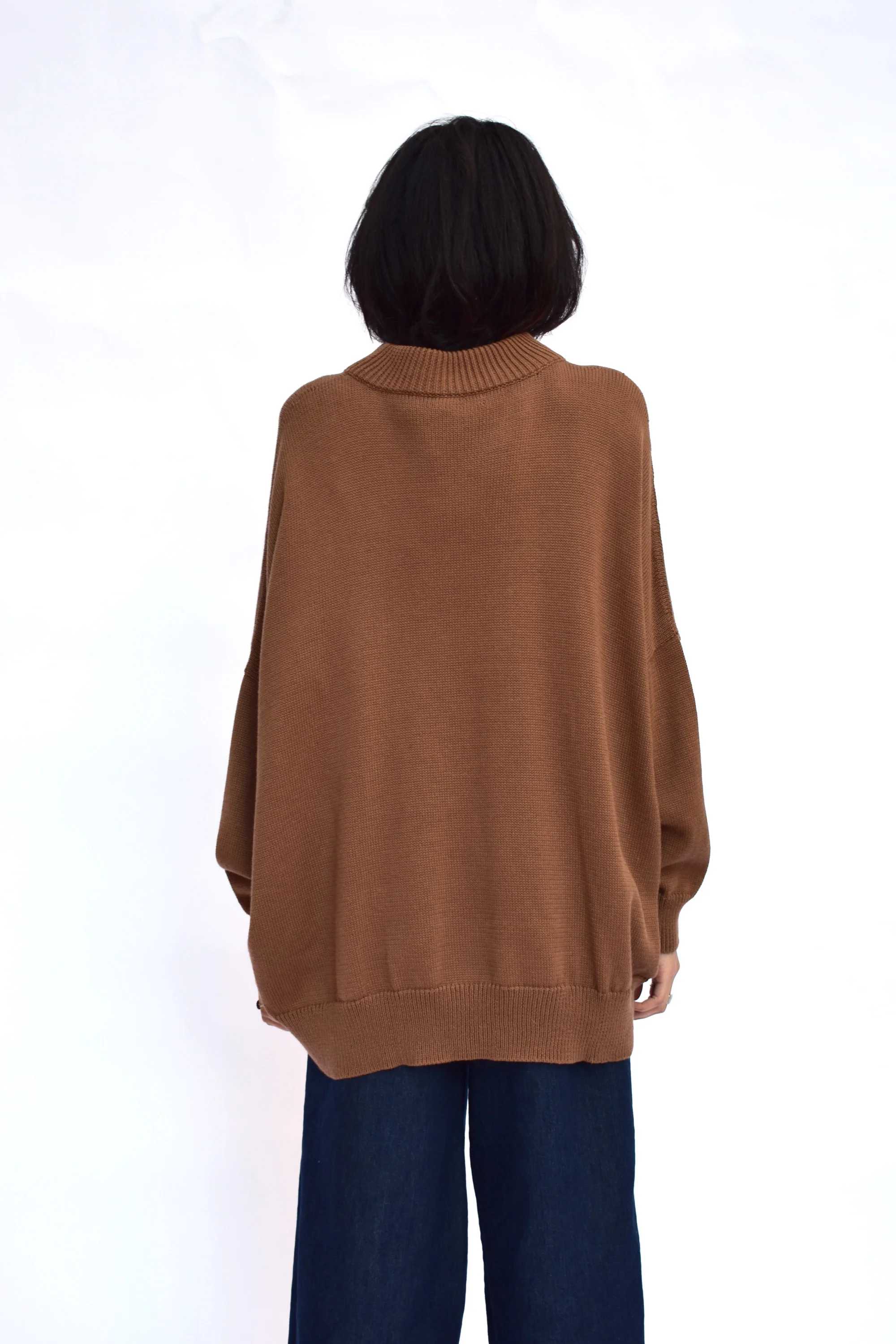 Pari-Desai-Inez-Oversize-Sweater-4.jpg