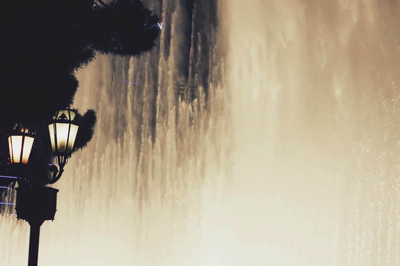 The Bellagio Fountain | MALLORIE OWENS