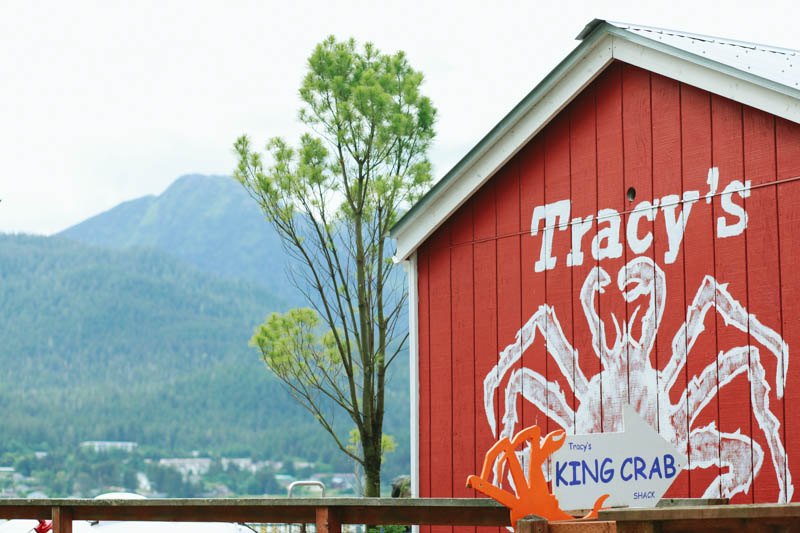 Places to Eat in Juneau, Alaska ↠ Tracy's King Crab Shack | MALLORIE OWENS