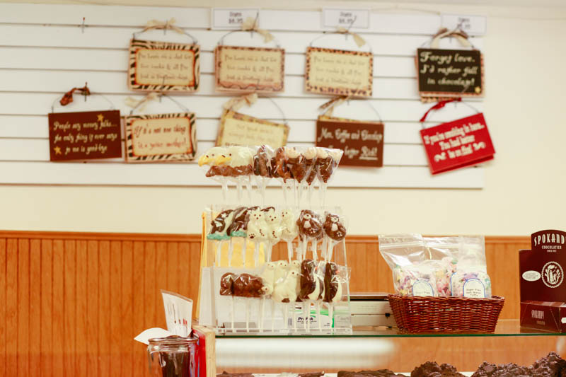 Places to Eat in Juneau, Alaska ↠ Alaskan Fudge Company | MALLORIE OWENS