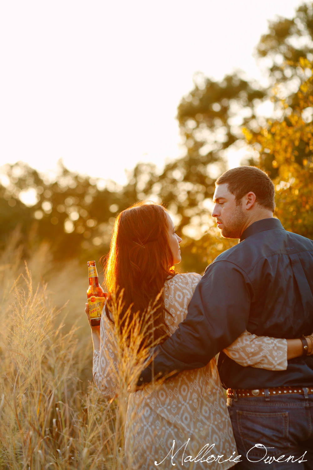 Laid Back Engagement Photos | MALLORIE OWENS