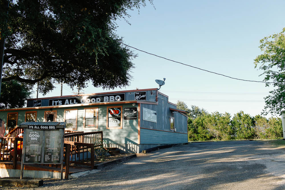 Places to Eat in Austin, Texas ↠ It's All Good Bar-B-Q | MALLORIE OWENS