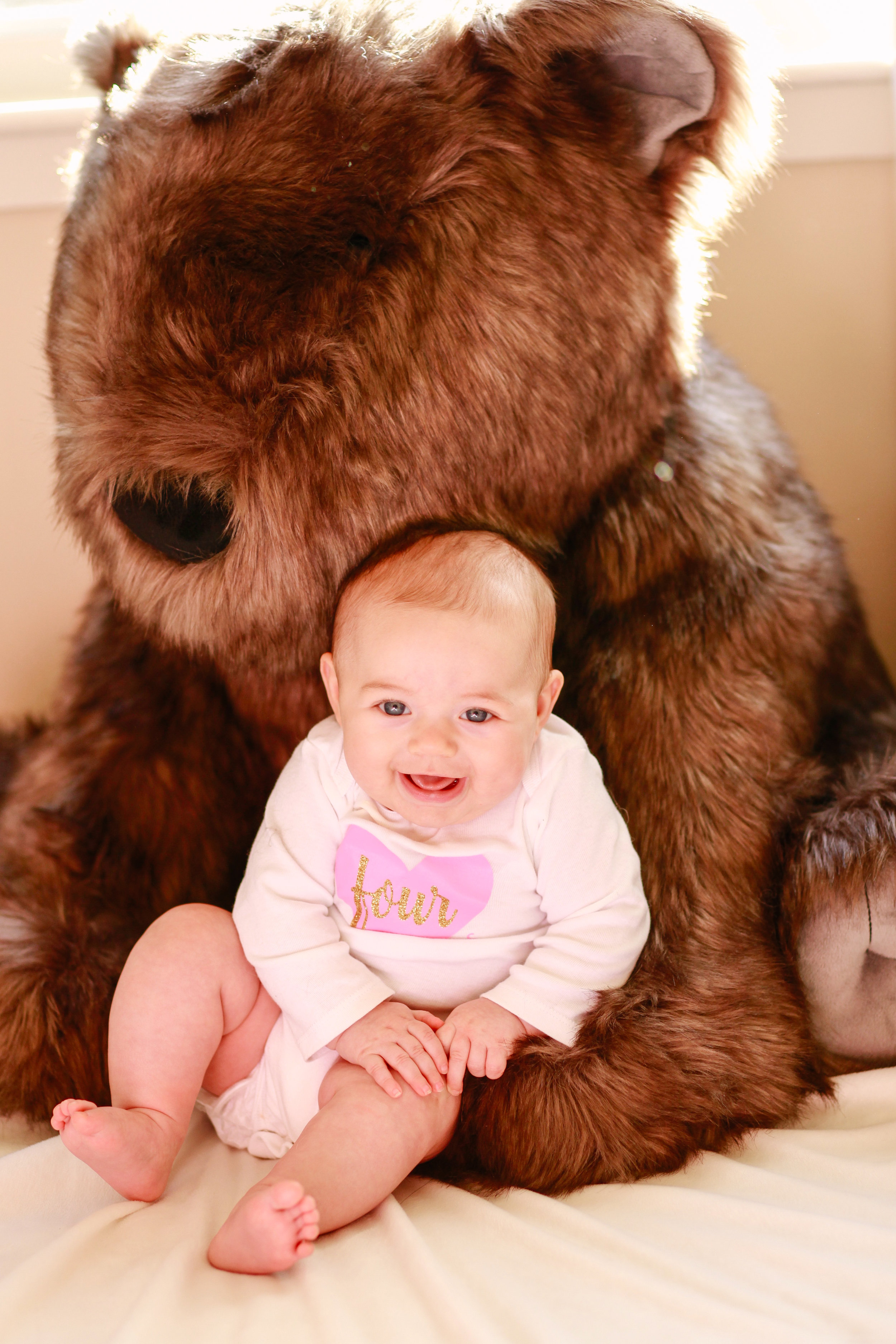 Iris Four Month Newborn Photo Shoot | MALLORIE OWENS