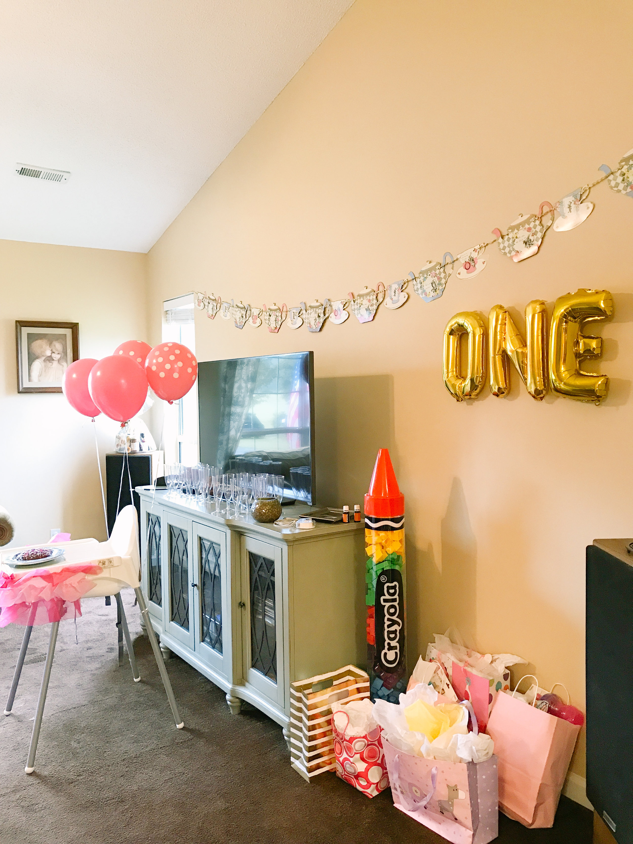 First Birthday Tea Party | MALLORIE OWENS