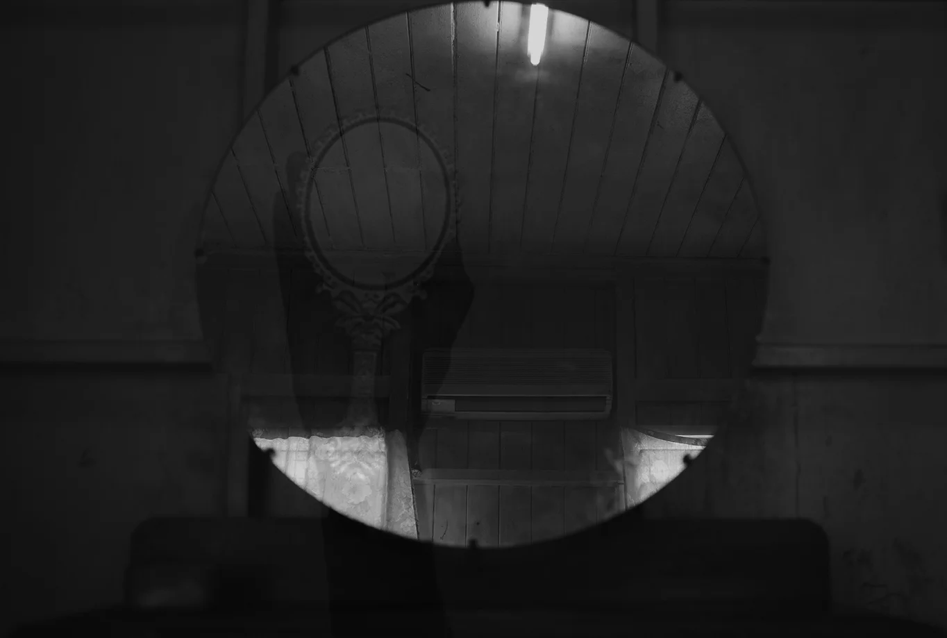 mirror2.jpg