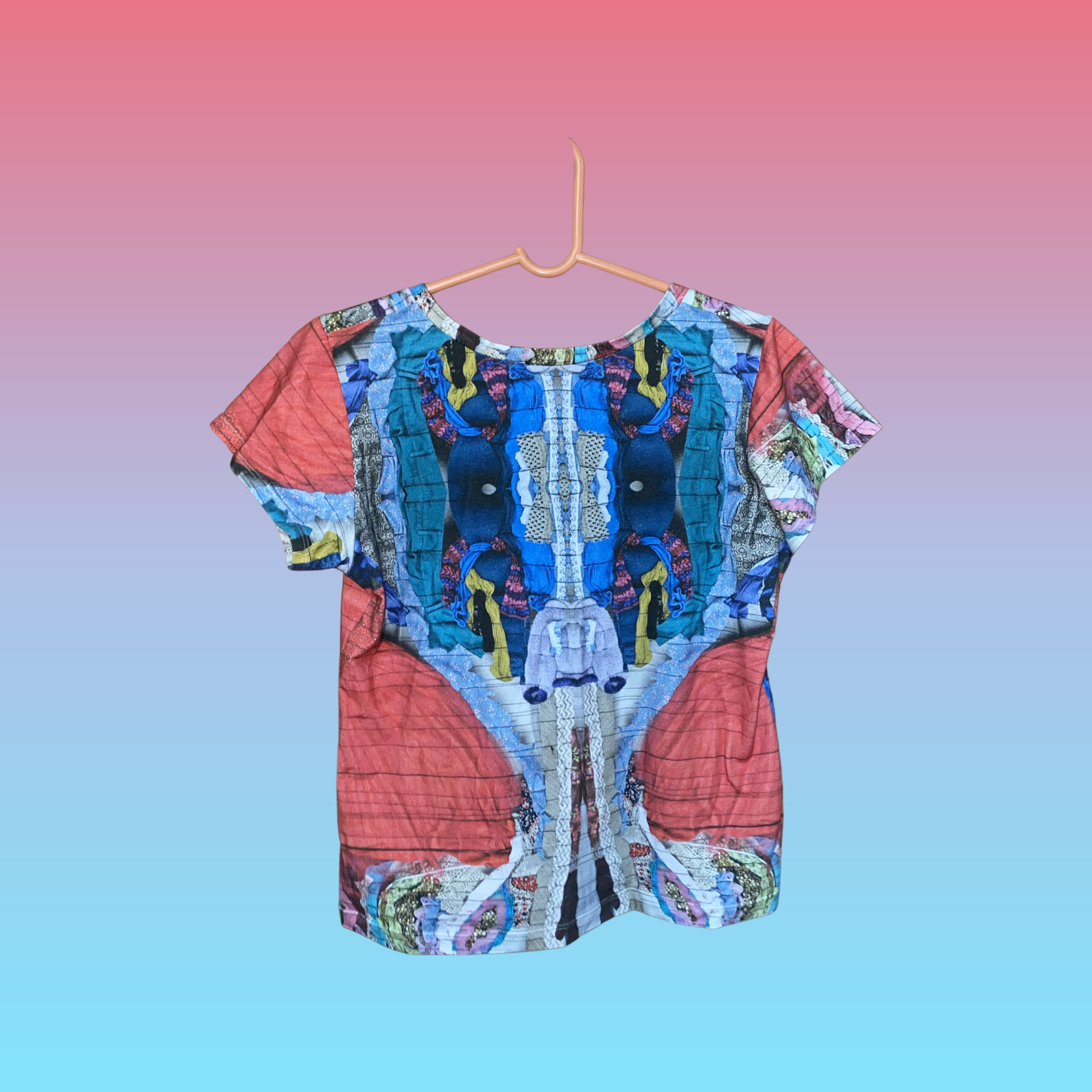 B5973F04-779B-4AFC-89FA-55F2296D2E6D