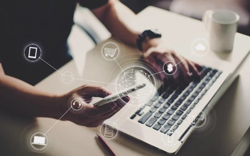 7 things UCaaS.jpg