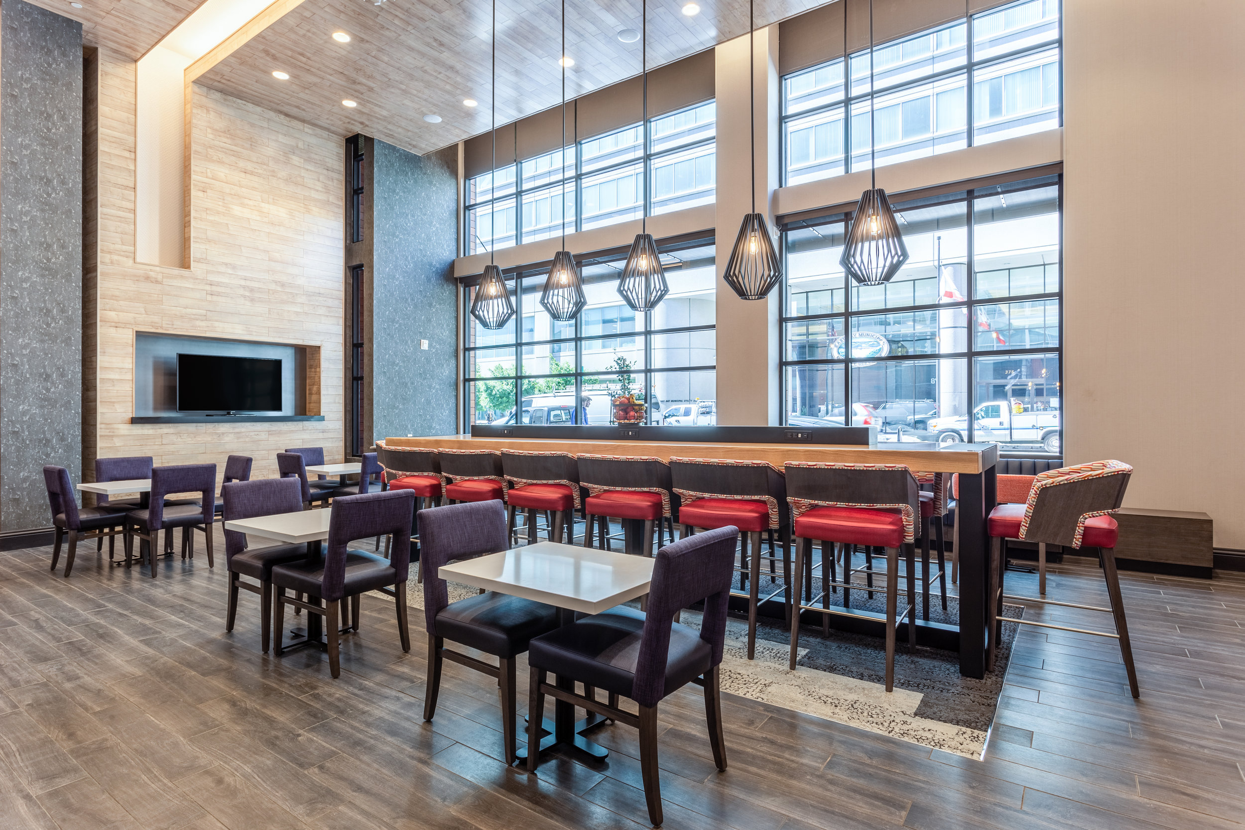 oakdchx_breakfast-seating-1.jpg