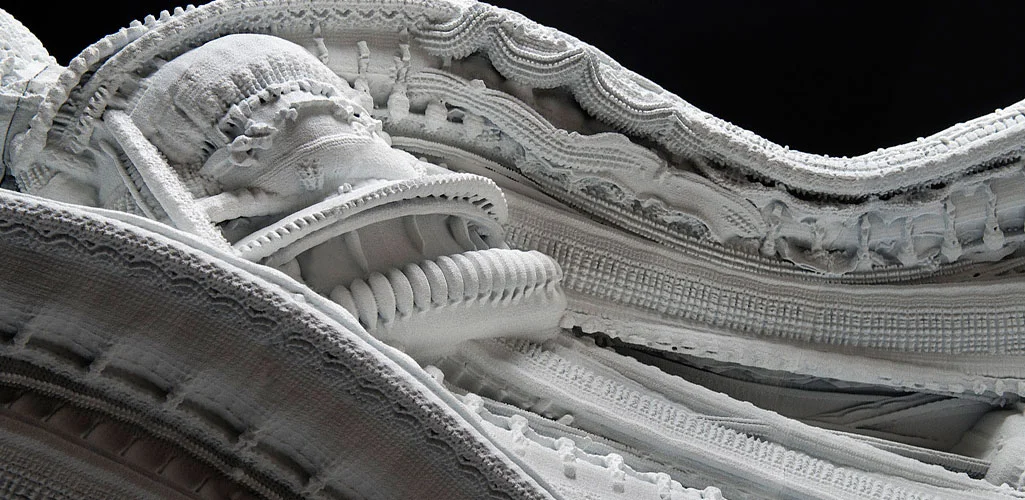 Design by Algorithm: Digital Grotesque