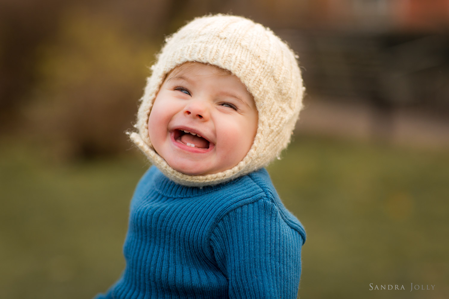 Cute-winter-baby-by-Stockholm-child-photographer-Sandra-Jolly.jpg