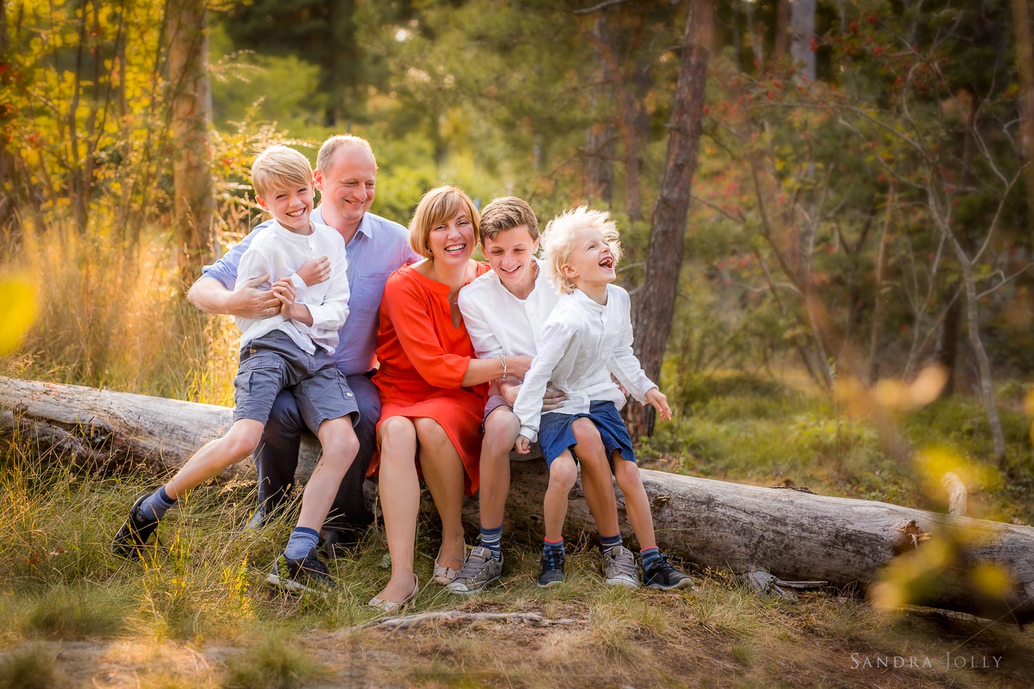 fun-family-photo-session-in-Danderyd.jpg