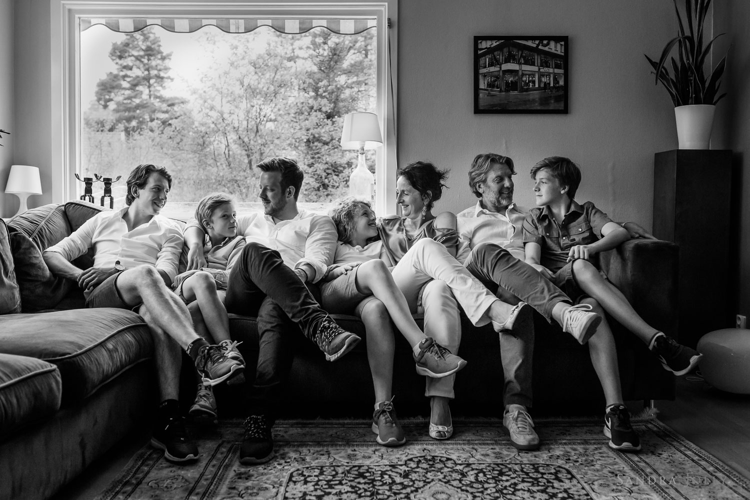 indoor-family-portrait-session-in-Danderyd-by-Sandra-Jolly-Photography.jpg