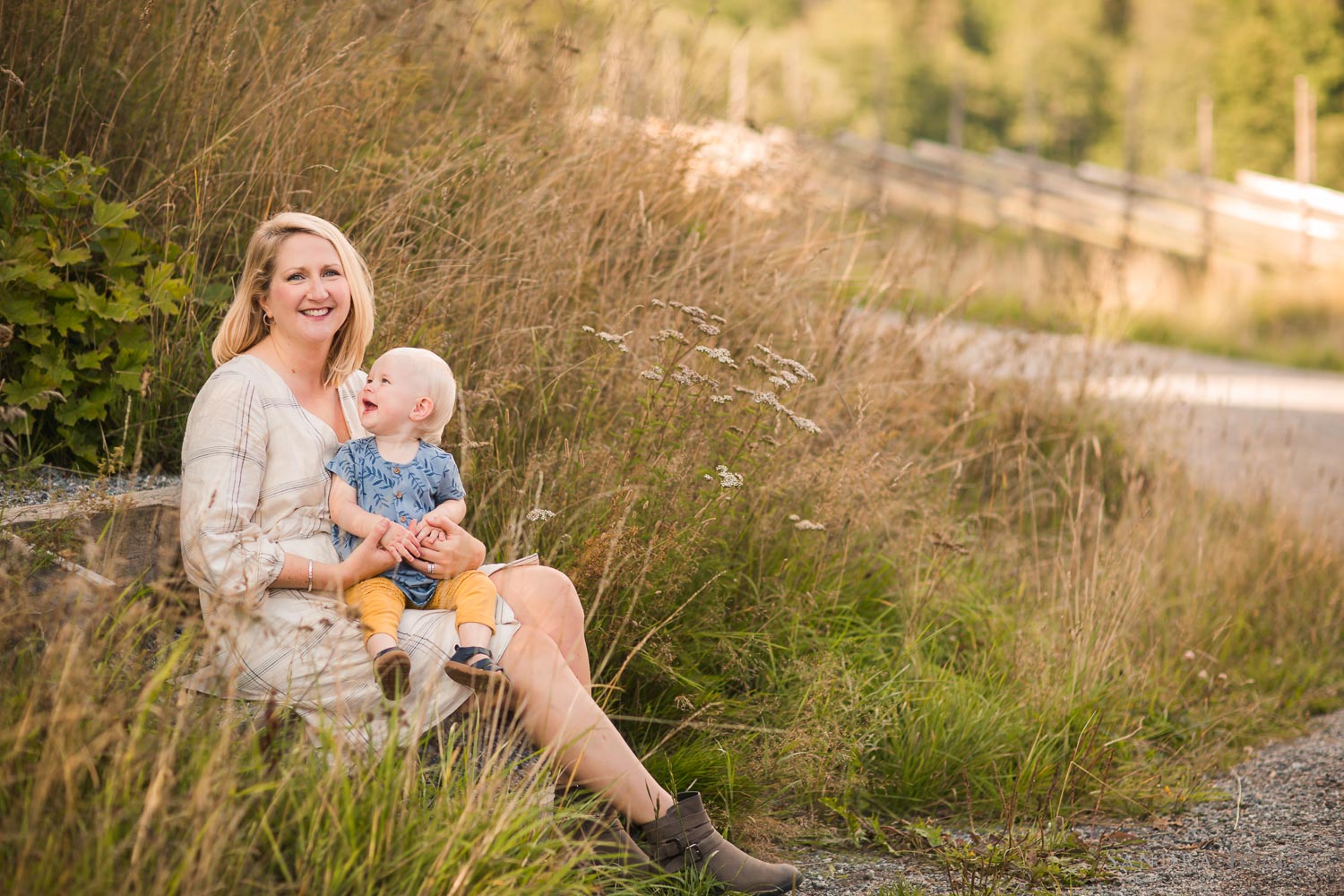 mother-and-daughter-portrait-session-stockholm.jpg