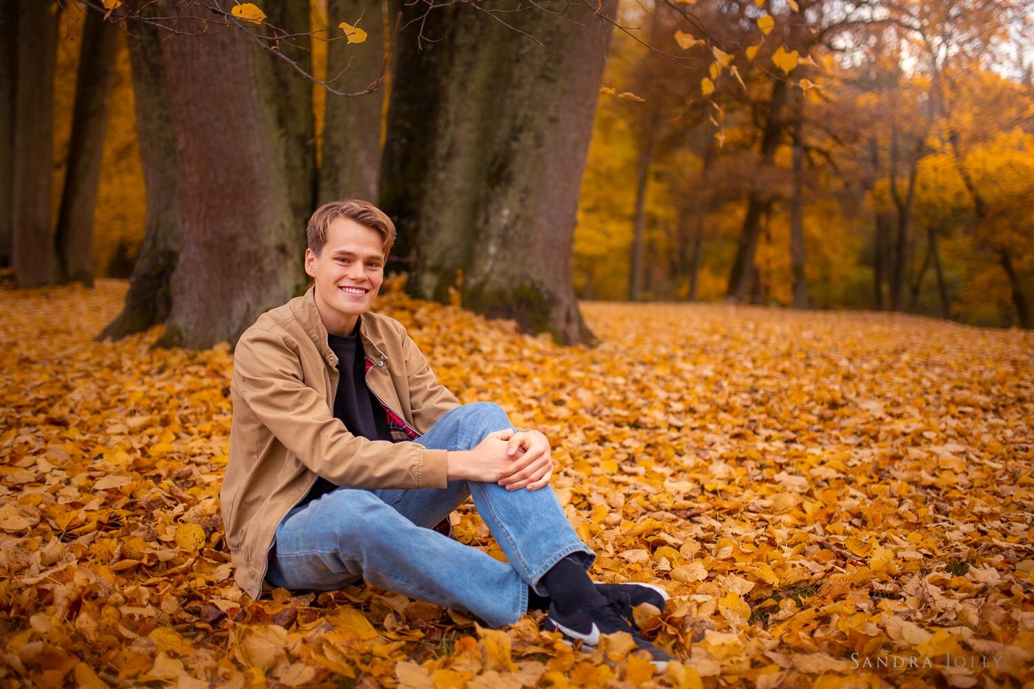 autumn-portrait-session-at-ulriksdals-slott-by-sandra-jolly-photography.jpg