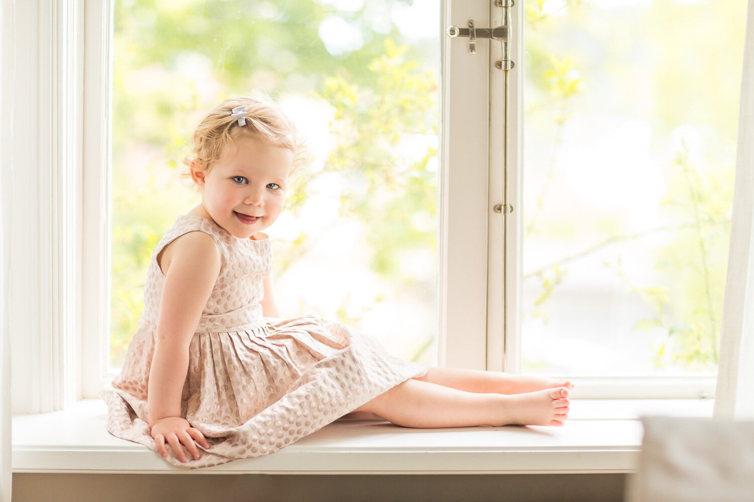 little-girl-in-window-by-sandra-jolly-photography.jpg