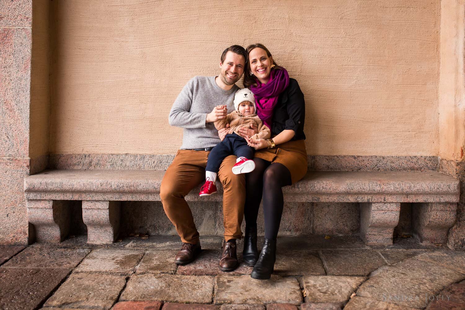 Stadshuset-family-photo-session-by-sandra-jolly-photography.jpg