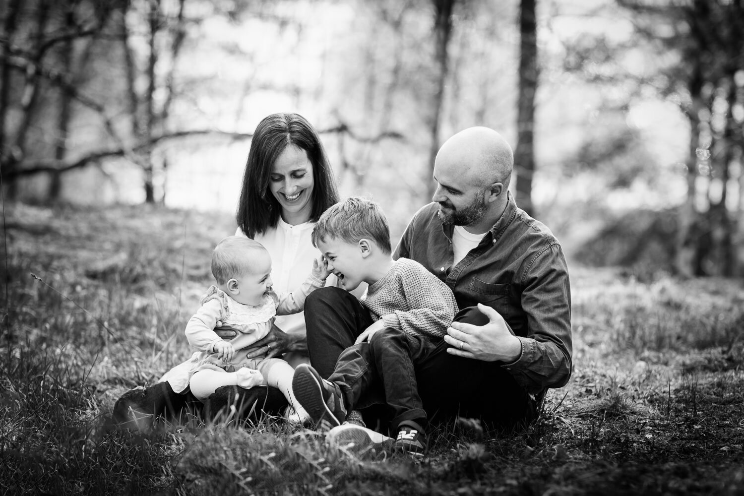 täby-family-photo-session-by-stockholm-photographer-sandra-jolly.jpg