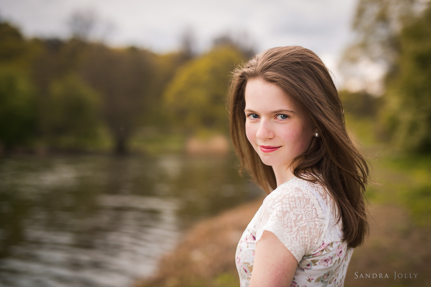 portrait-of-a-beautiful-teen-girl-in-stockholm-by-sandra-jolly-photography.jpg
