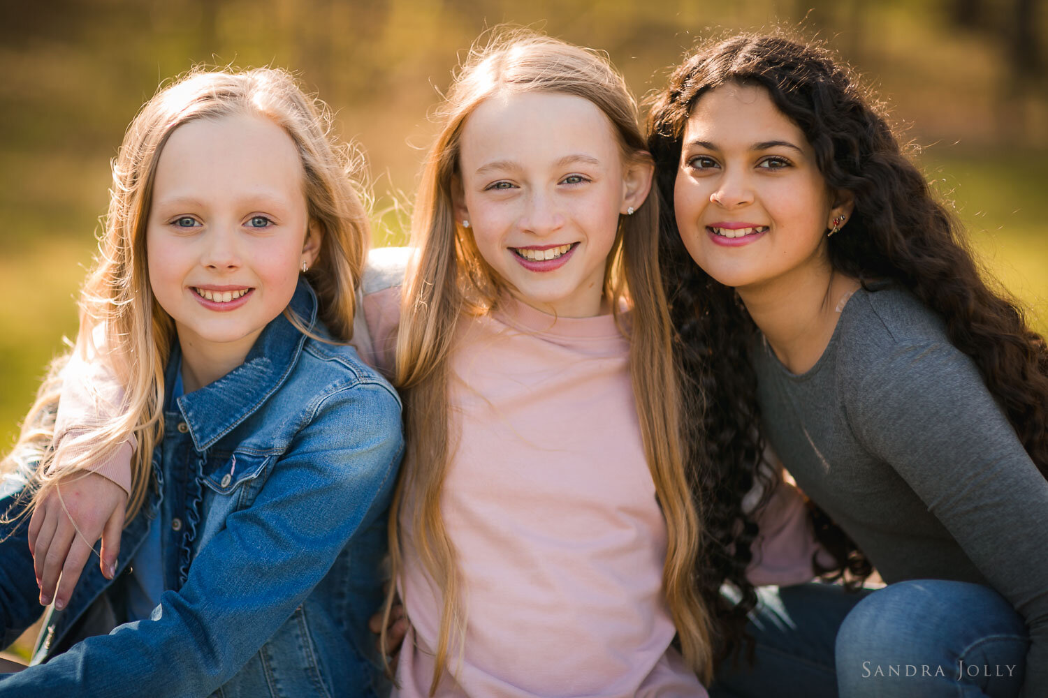 fun-tween-photo-session-by-Stockholm-portrait-photographer-sandra-jolly.jpg