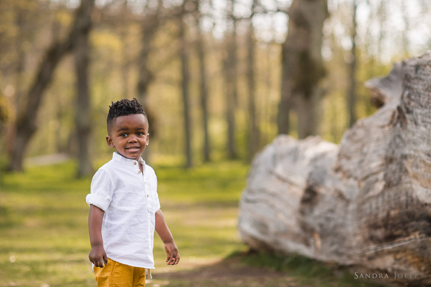 photo-of-cute-little-boy-by-stockholm-child-photographer-sandra-jolly.jpg