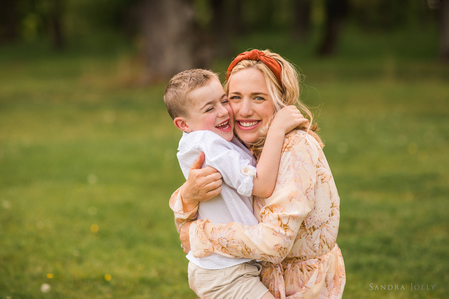 happy-mother-and-son-photo-session-at-ulriksdals-by-sandra-jolly-photography.jpg