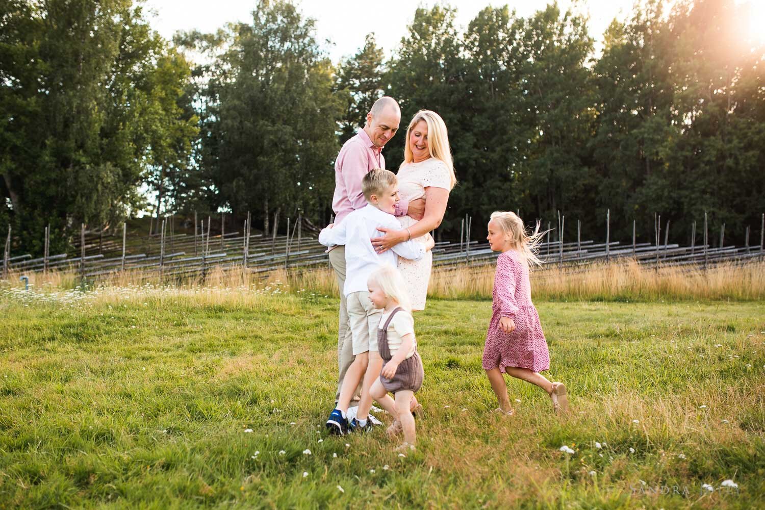 tyresta-by-fun-family-photo-session-by-sandra-jolly-photography.jpg