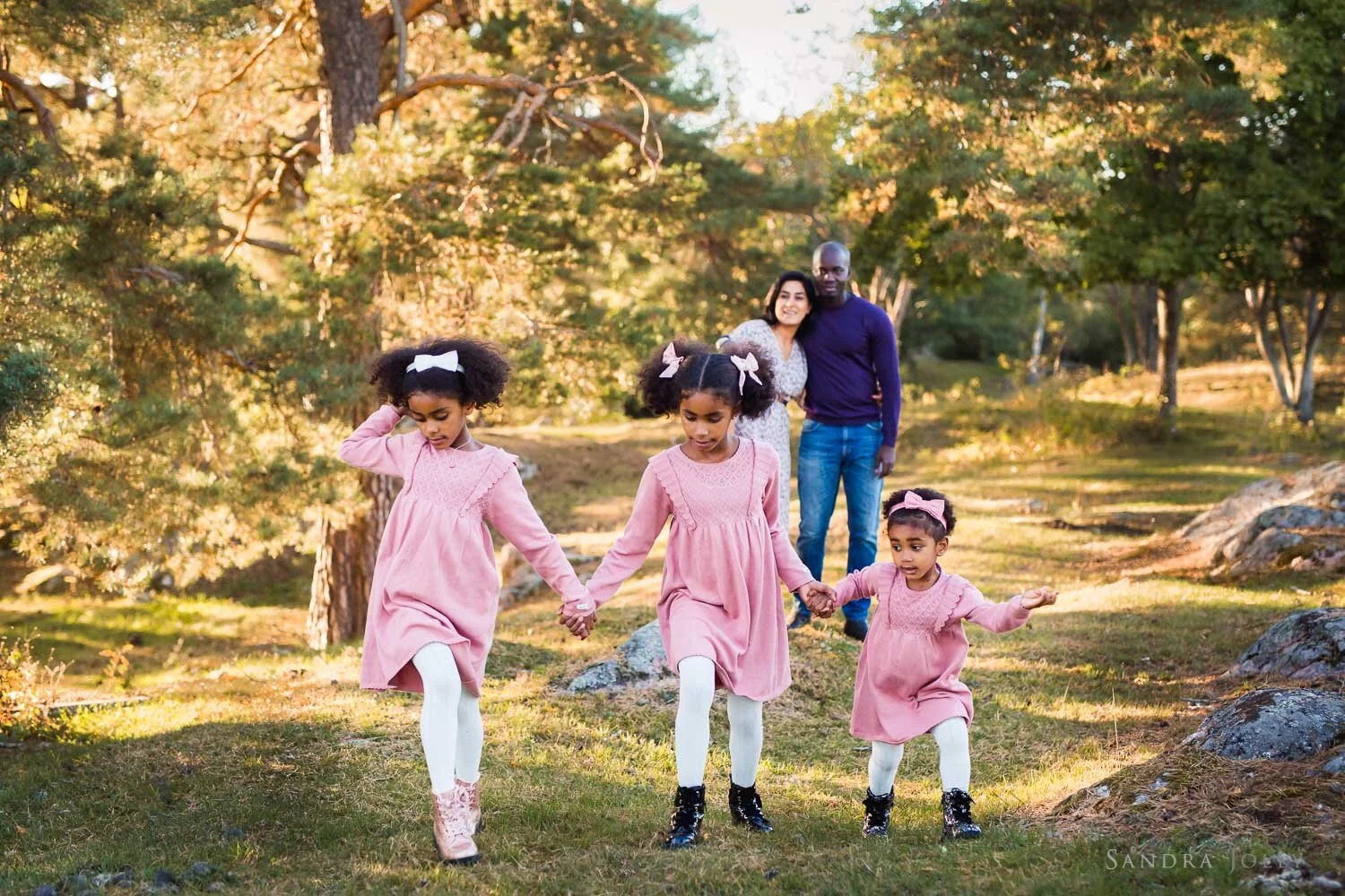relaxed-family-photography-by-familjefotograf-sandra-jolly-photography.jpg