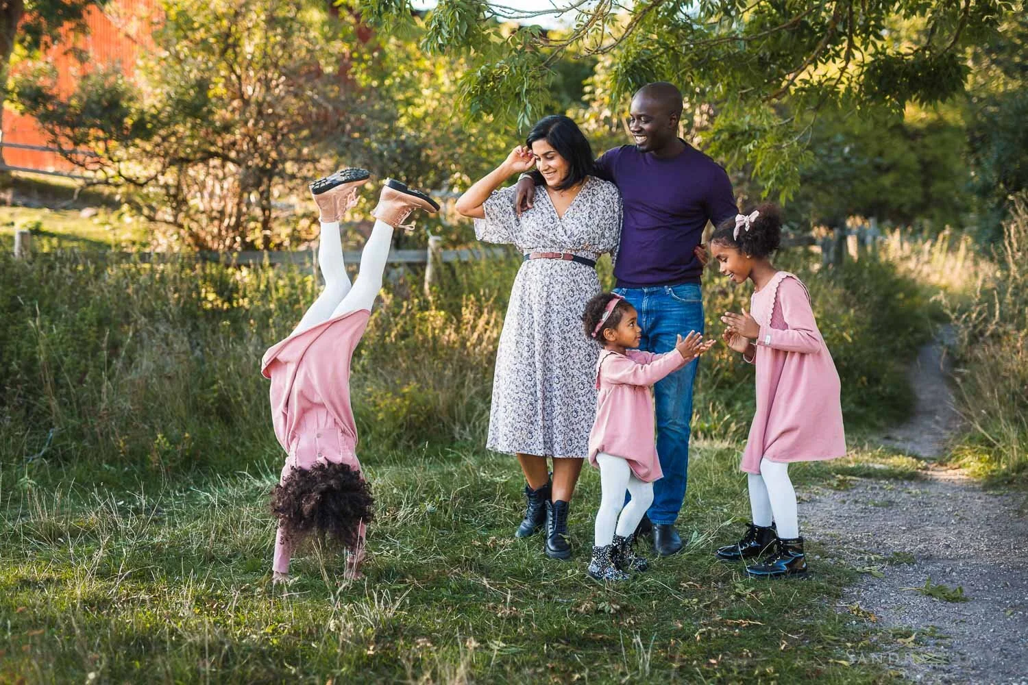 relaxed-family-session-in-stockholm-by-sandra-jolly-photography.jpg