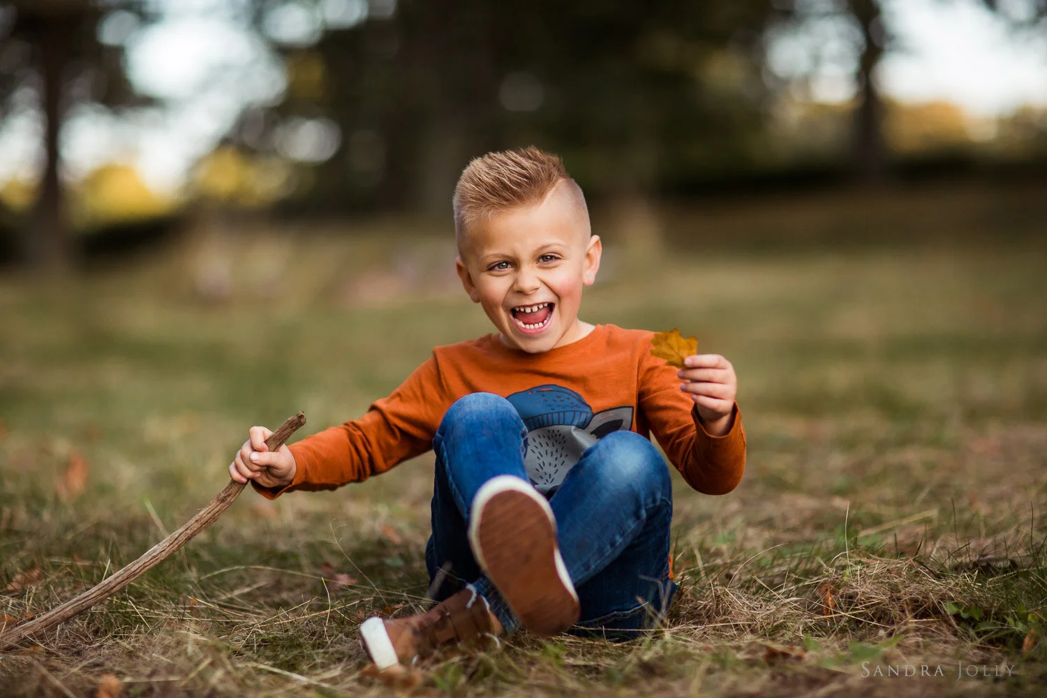 fun-little-boy-at-ulriksdal-photo-session-by-sandra-jolly-photography.jpg