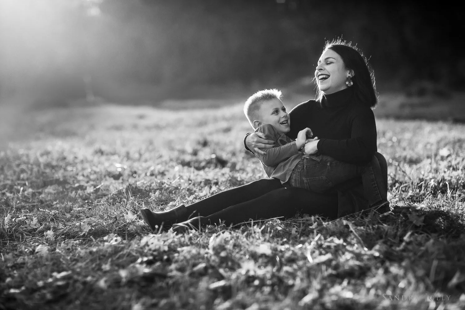 mom-and-son-having-fun-at-ulriksdal-slott-by-sandra-jolly-photography.jpg