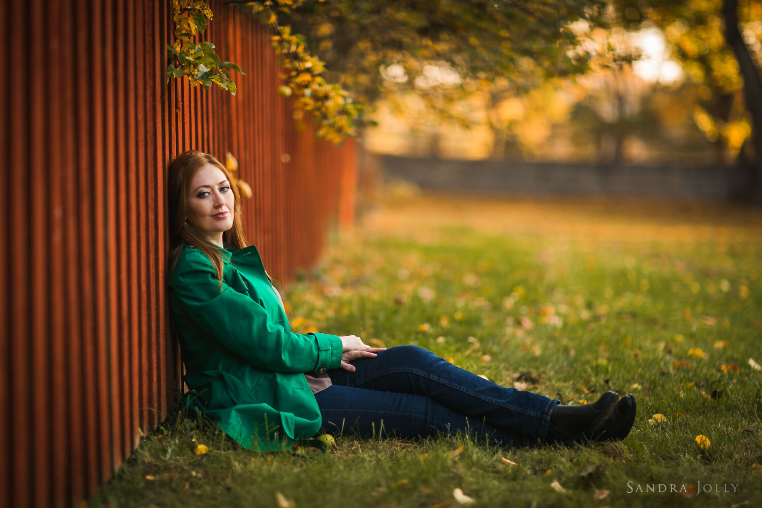 womanl-in-green-coat-by-stockholm-portrait-photographer-sandra-jolly-photography.jpg