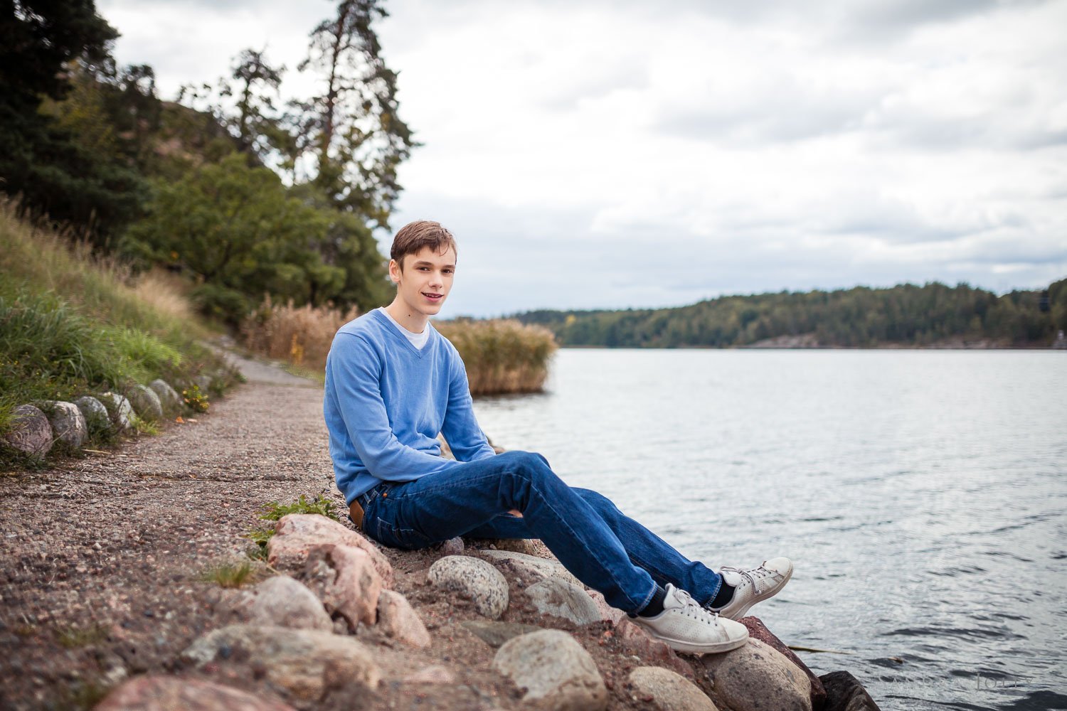 teenage-boy-portrait-by-stockholm-photographer-sandra-jolly.jpg