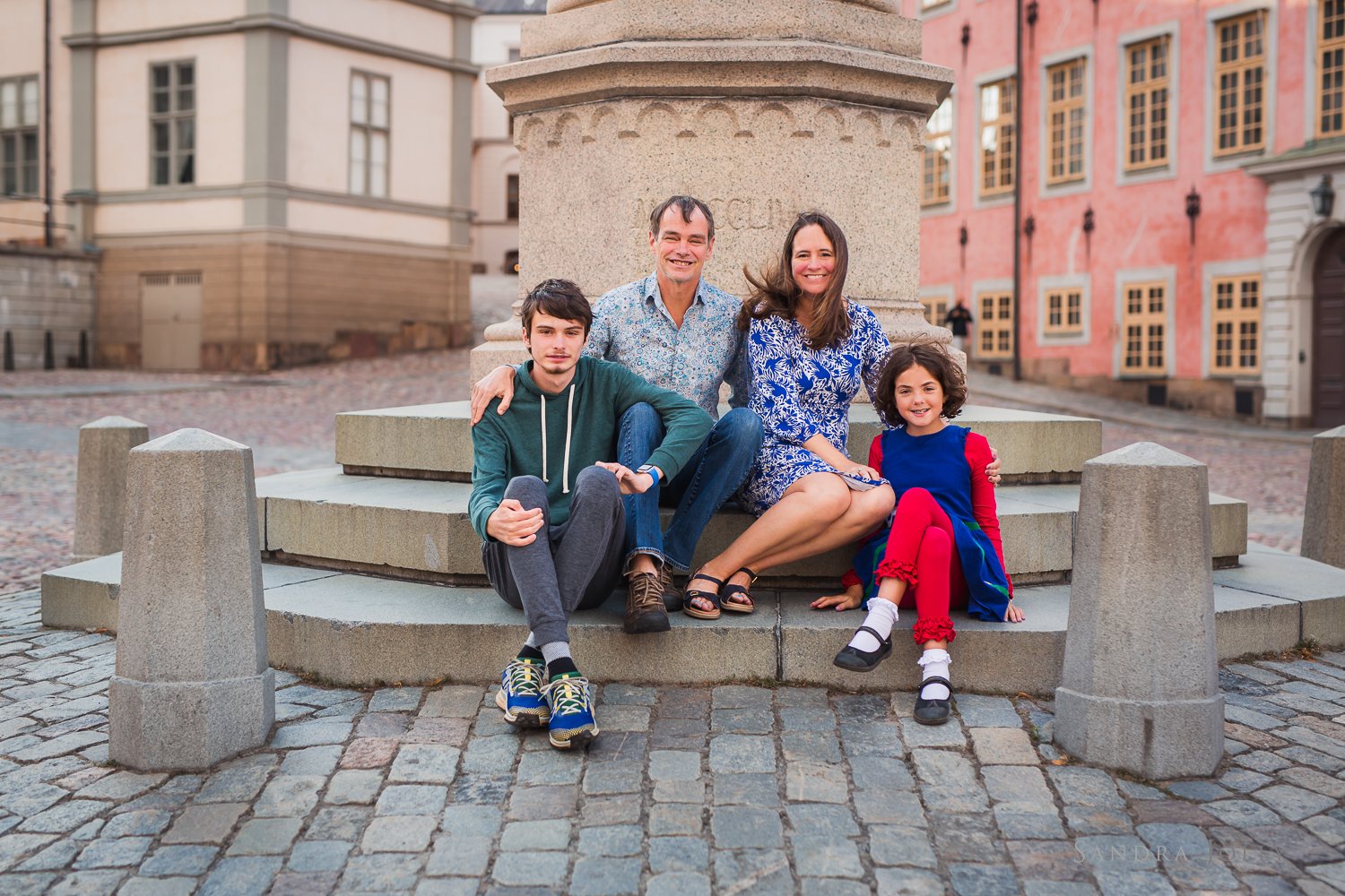 stockholm-city-family-photos-by-sandra-jolly-photography.jpg