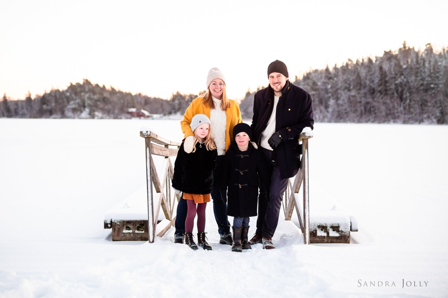 snö-familjefotografering-i-stockholm-sandra-jolly-photography.jpg