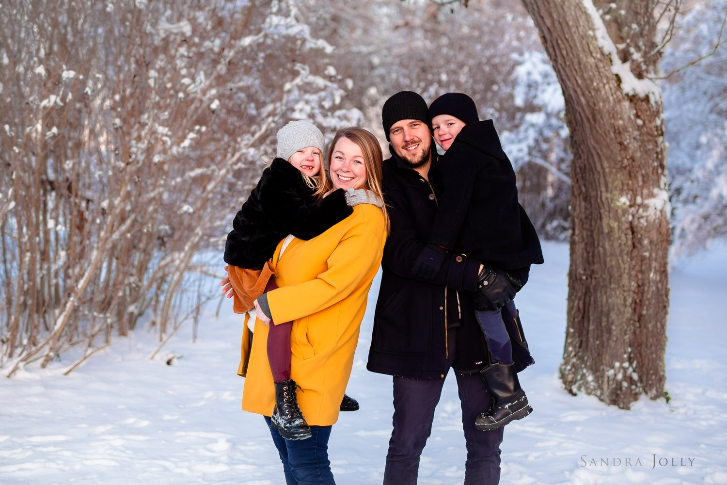 stockholm-snow-photo-session-by-sandra-jolly-photography.jpg