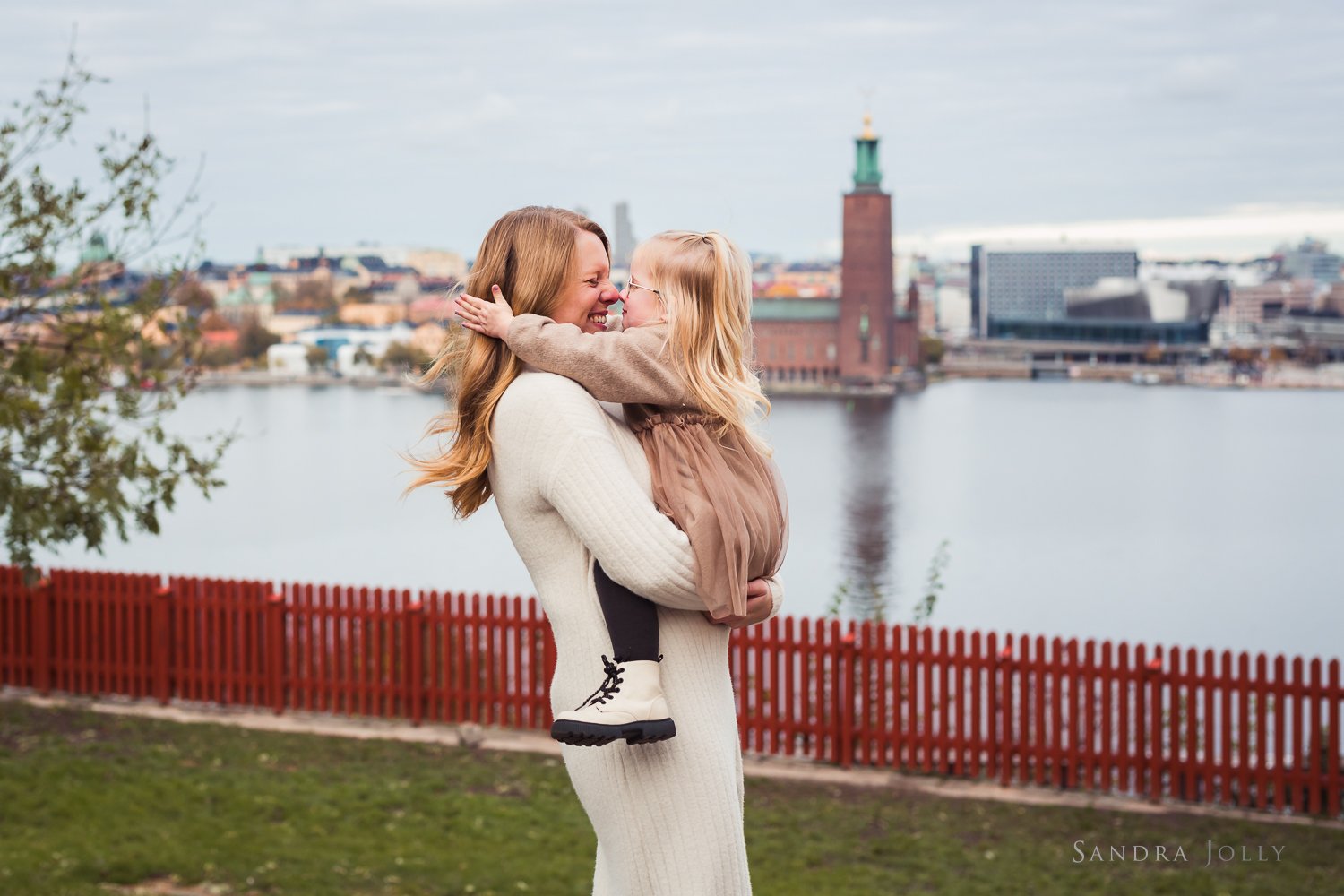 family-photographer-stockholm-sandra-jolly-photography.jpg