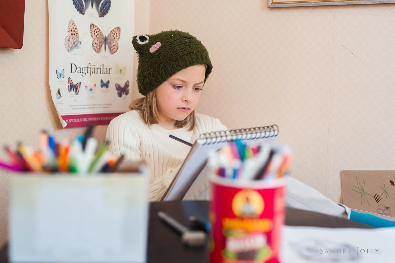 portrait-of-young-girl-drawing.jpg