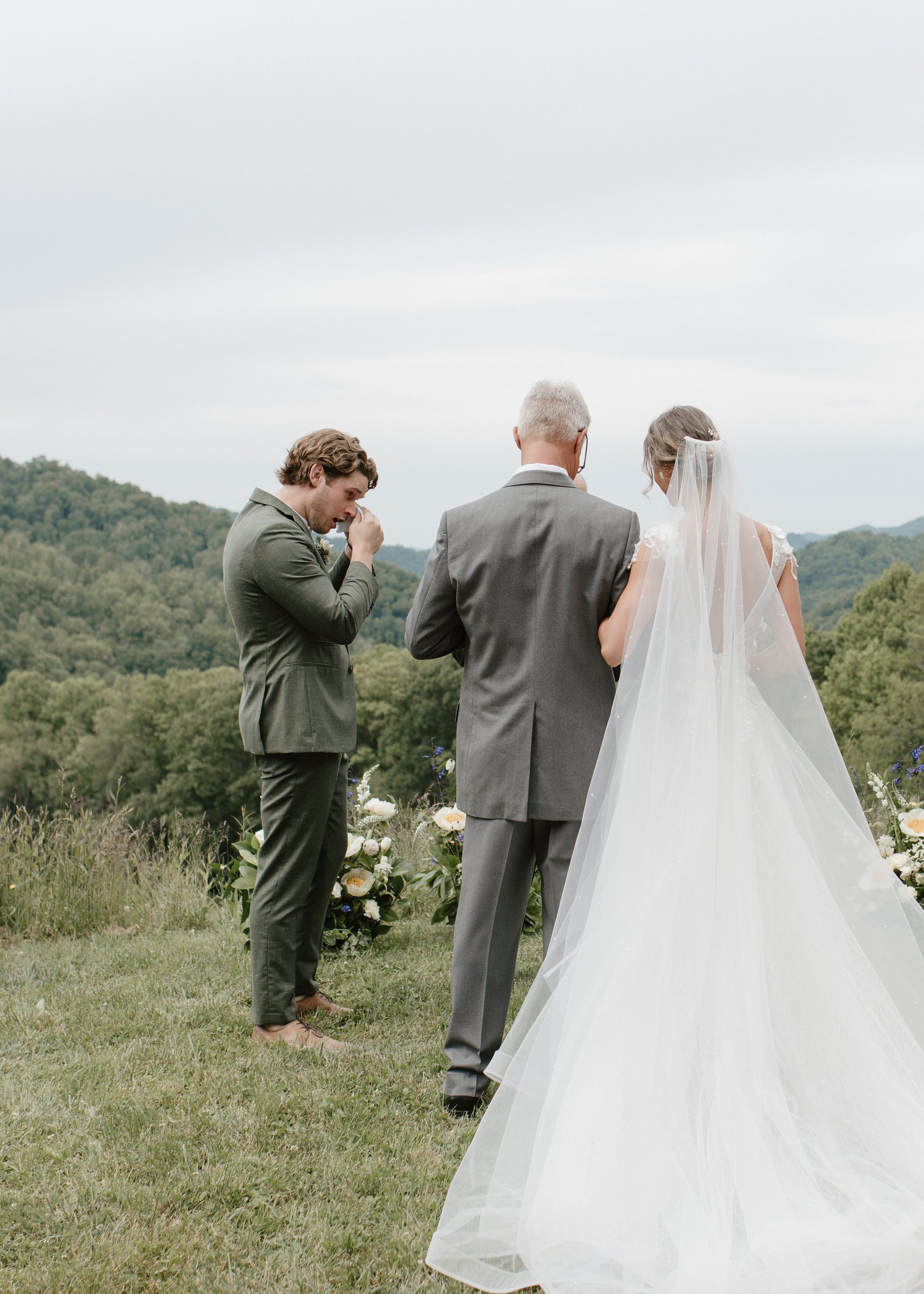 North Carolina Intimate Wedding Backyard Photographer-21.jpg