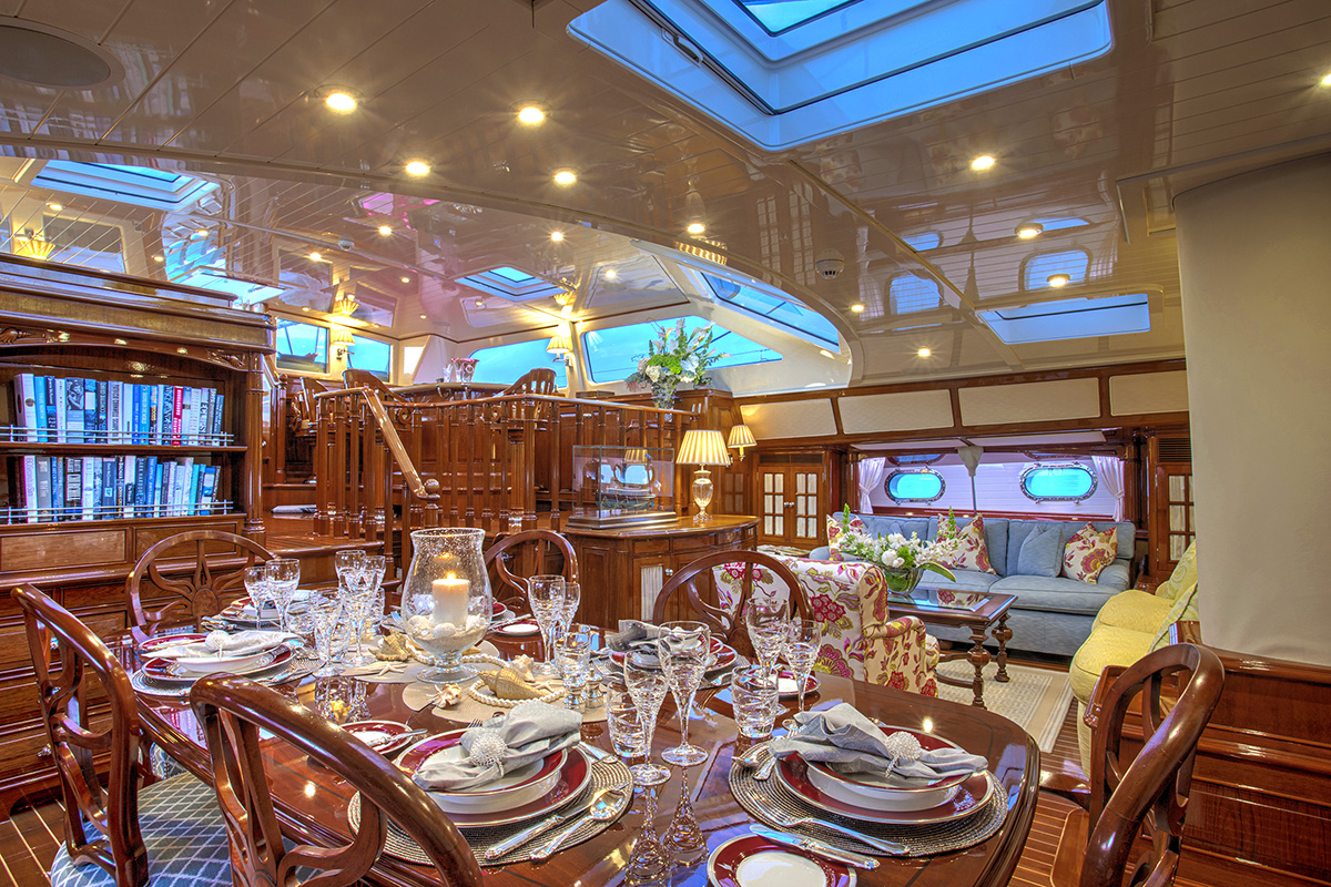 Sailing-Yacht-Whisper-Intelligent-Layout.jpg