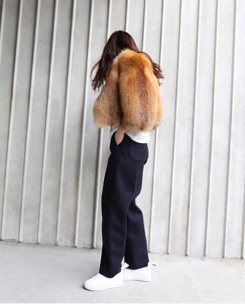 Pictures from: Stylecaster.com, nastygal.com, vogue.co.uk, elleuk.com, Pinterest, Collagenvintage.com, vanityfair.com, Harpersbazaar.com, Instagram.