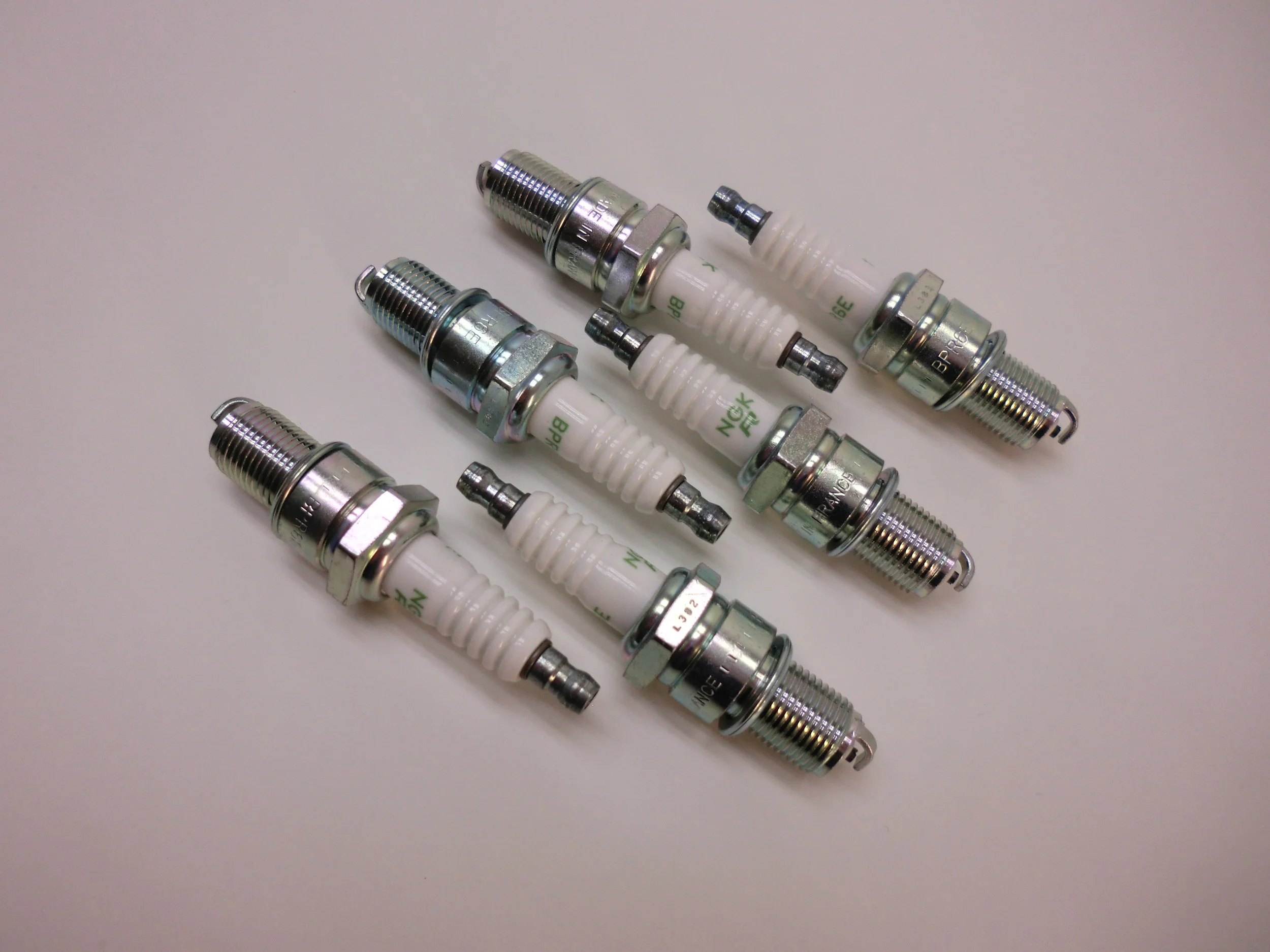 Spark Plug Häggo Nr: 3566 4115-530 Price: 70 sek (each)
