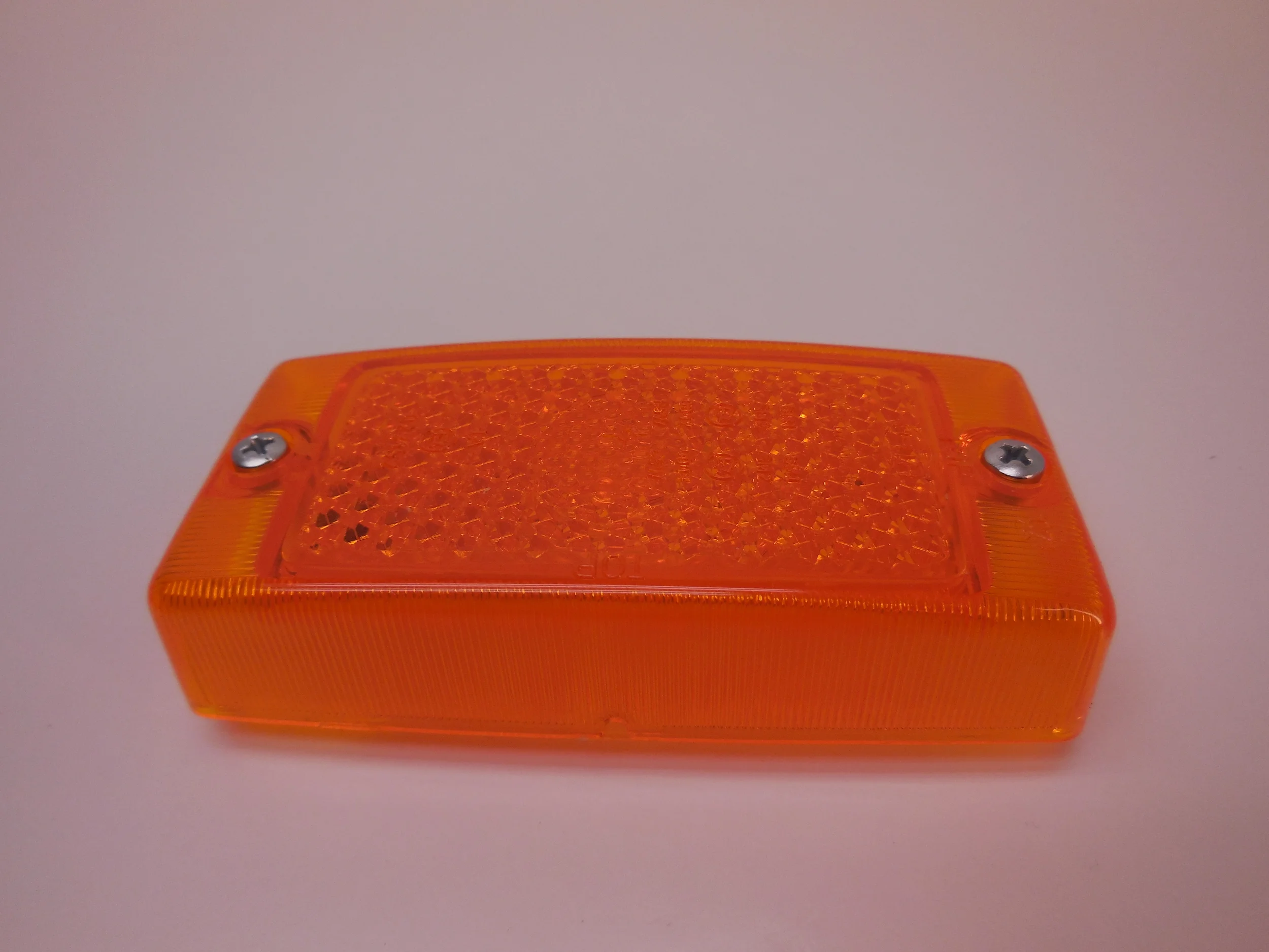 Side Marker Glass Häggo Nr: 5921 2028-601 price: 117 sek