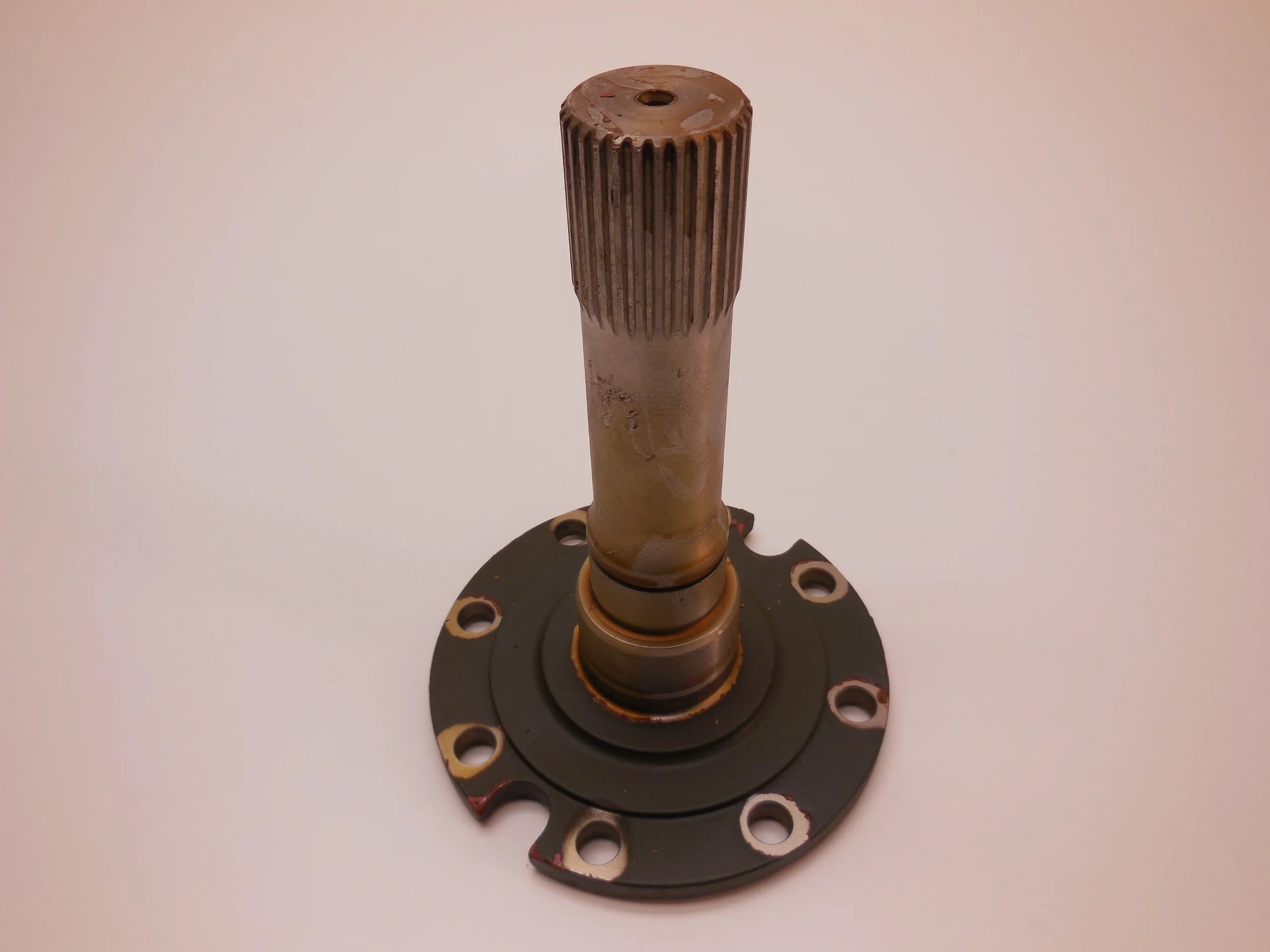 Output Shaft Häggo Nr: 253 6078-001 price: 4070 SEk