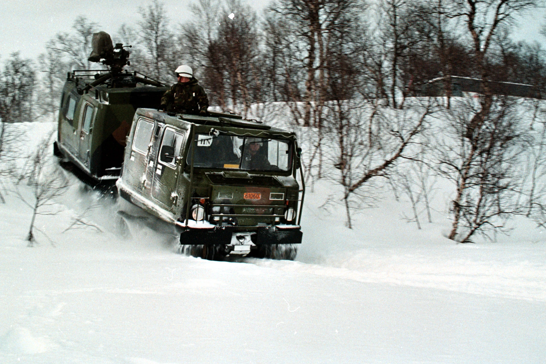 Hagglunds_Bv206_25th_US_Marines_2.jpg