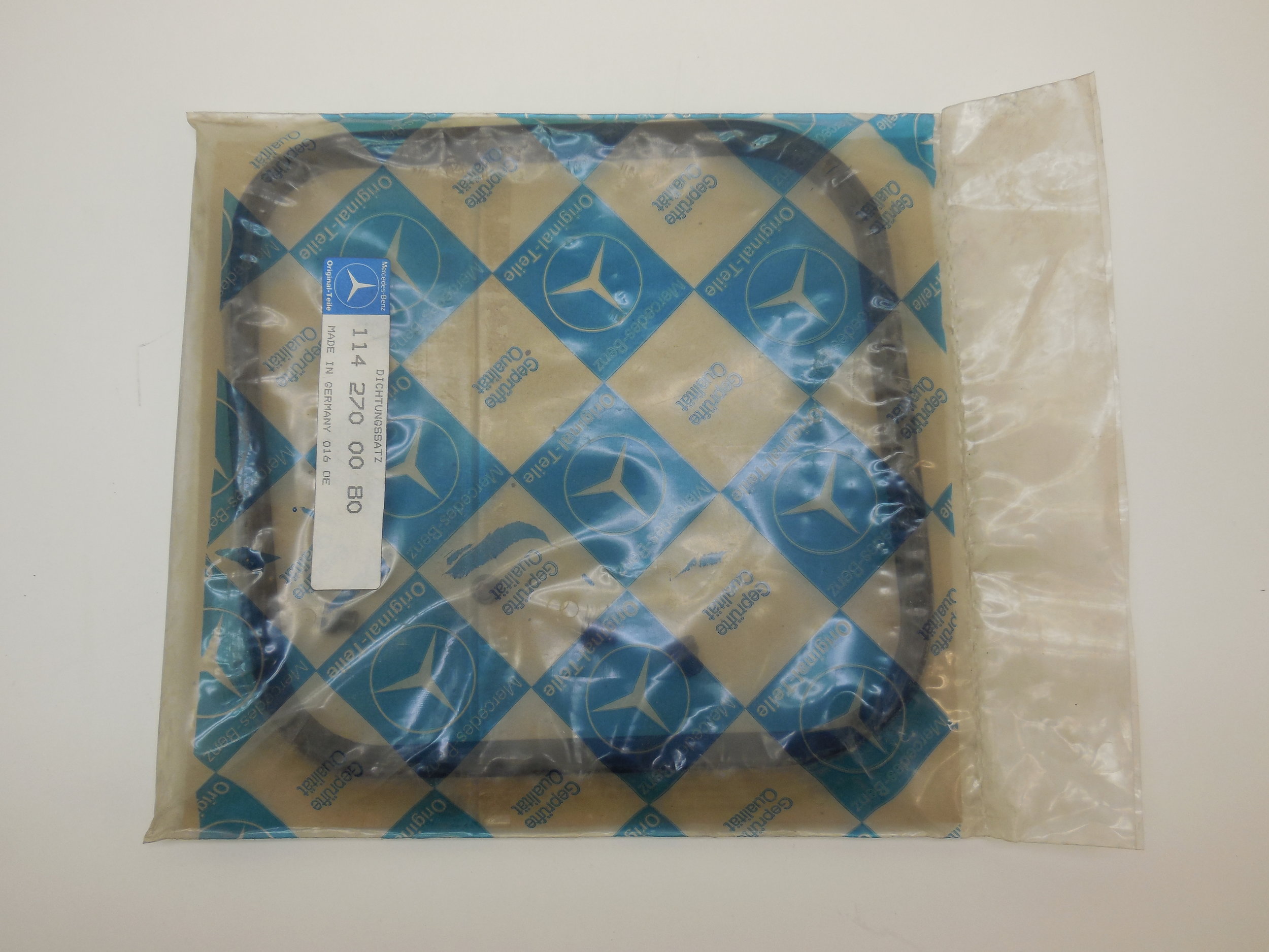 Rep Kit MB NR: 114 270 00 80 MB NR: 114 270 32 80 PRICE: 260 Sek