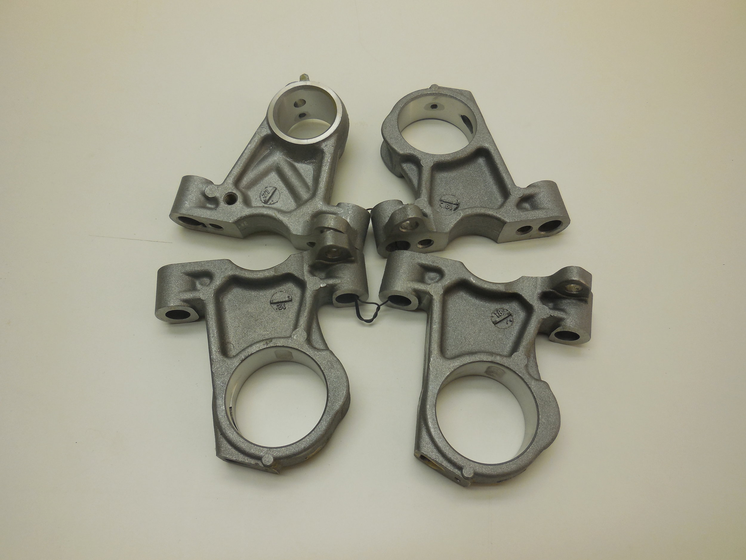 Repair kit Mb nr: 617 586 12 05 price: 3900 Sek