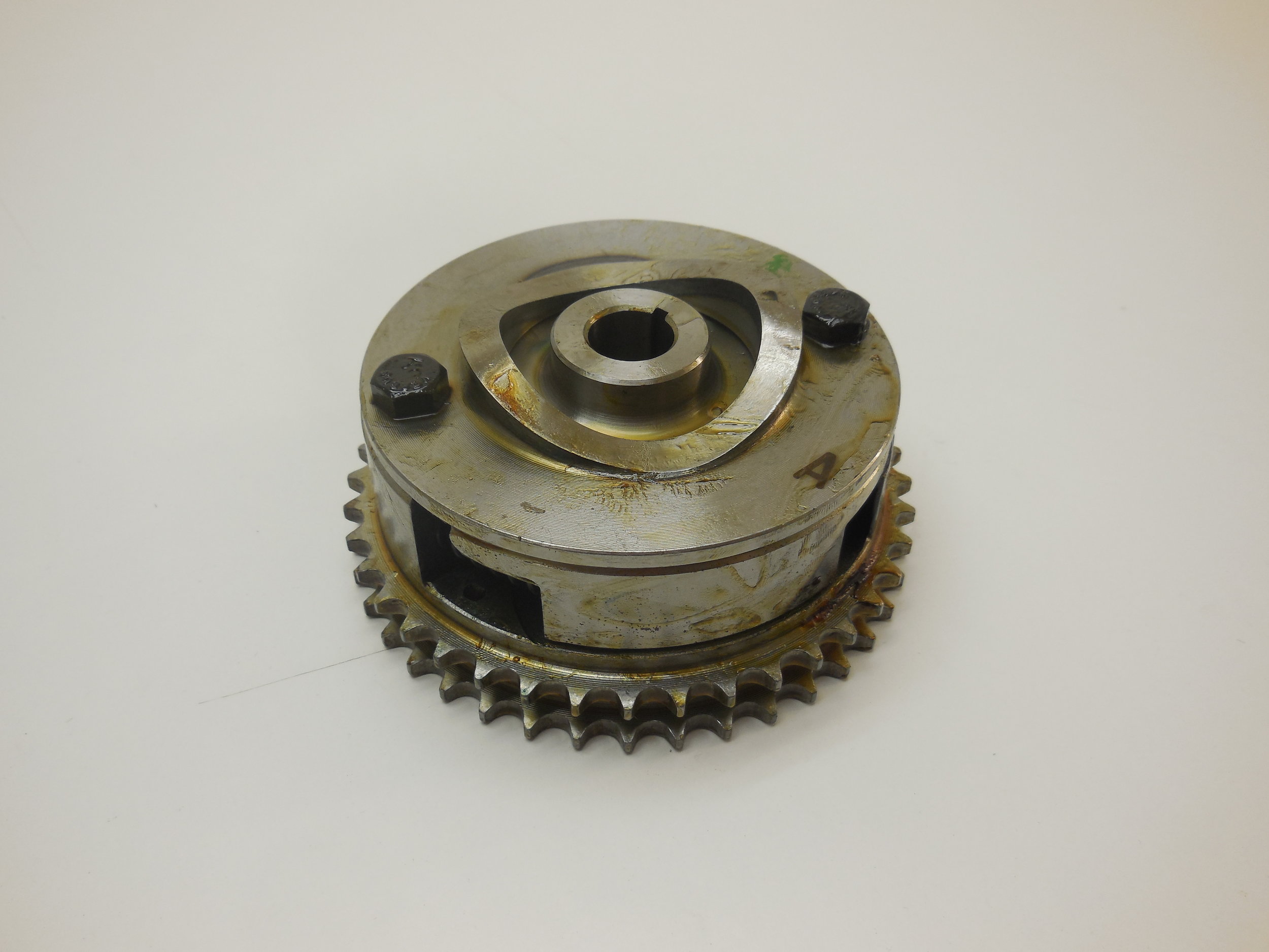Injetion timing device Mb nr: 615 070 04 45 price: 4100 Sek